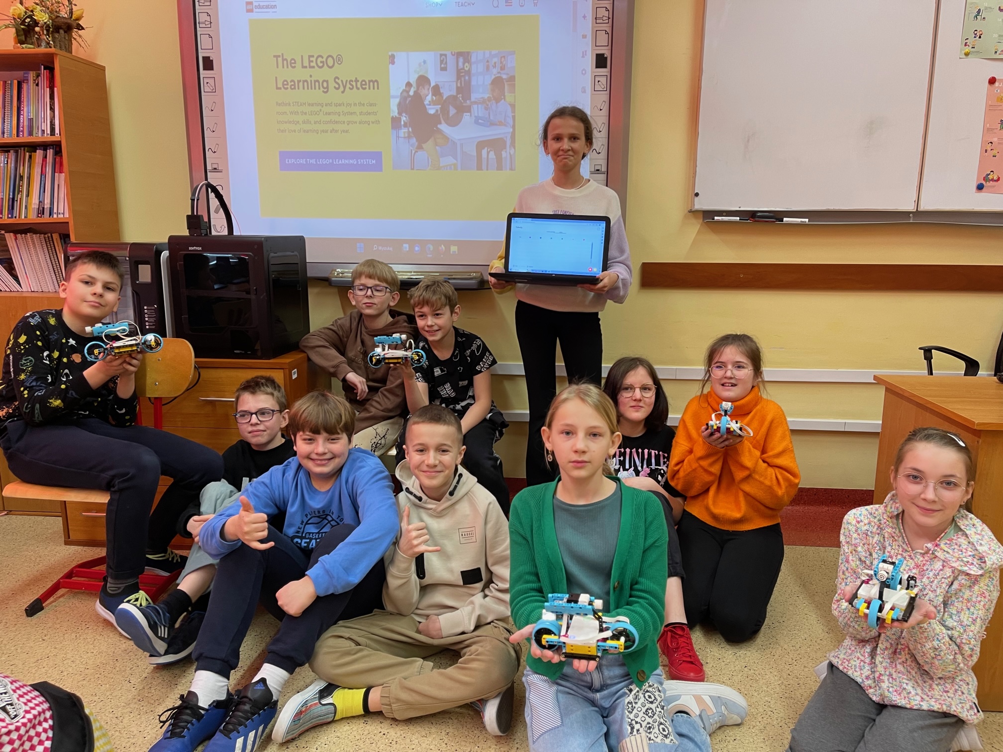 uczniowie-5c-przedstawiaja-wyniki-realizowanego-projeku